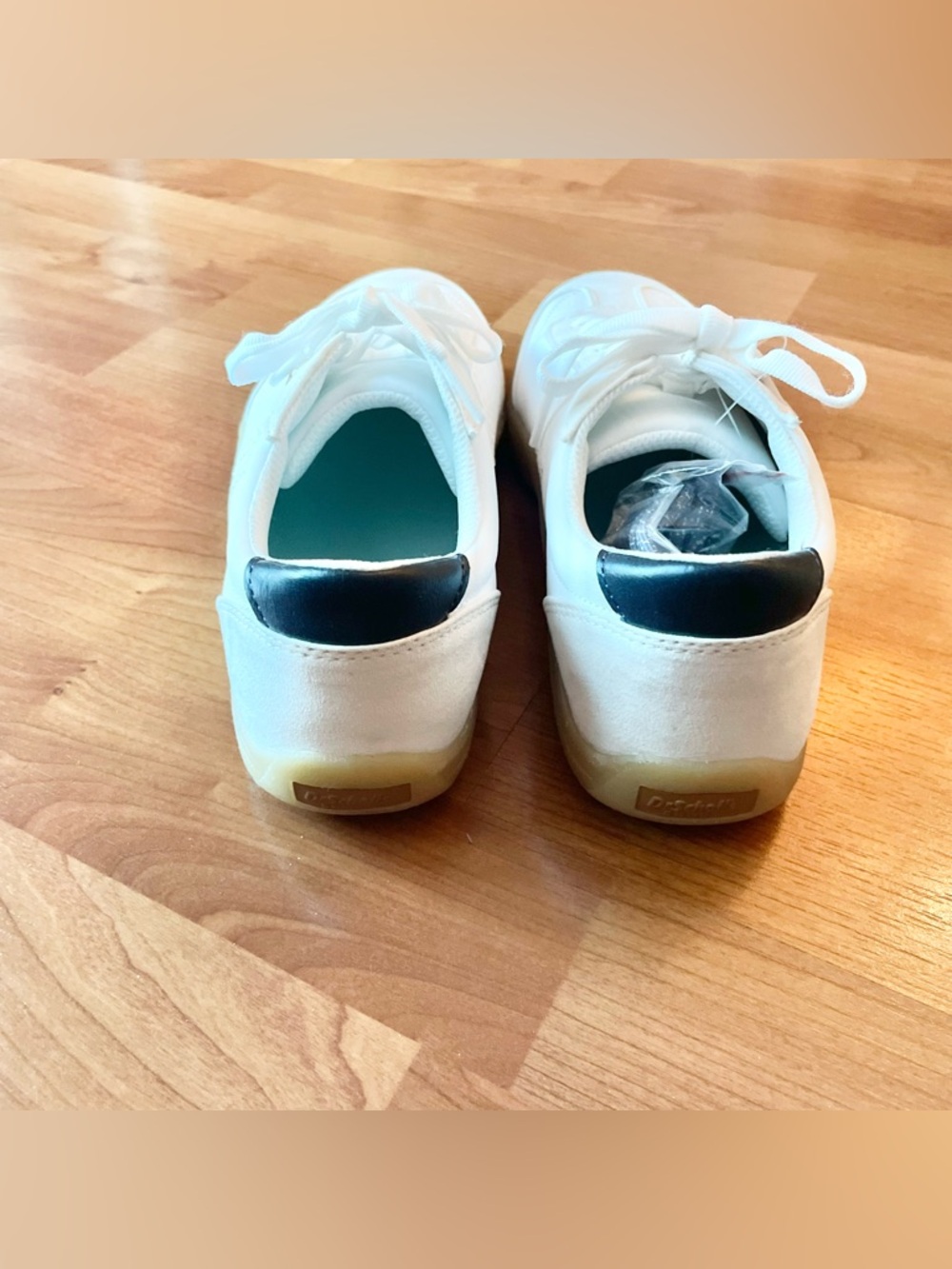 New Dr. Scholl’s Be True White Oxide Mesh Sneakers - Picture 3 of 6